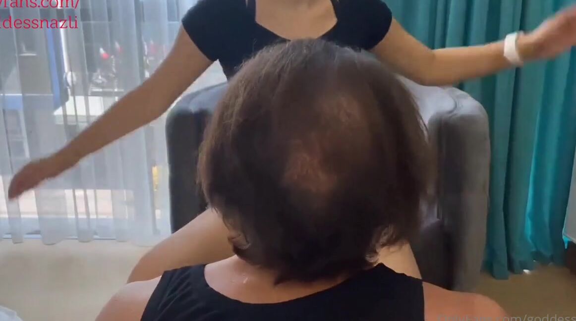 Onlyfans Model Goddess Nazli Aka Goddessnazli Br Ben Arparim Br De Yer My Slapping Mood Kartongemi