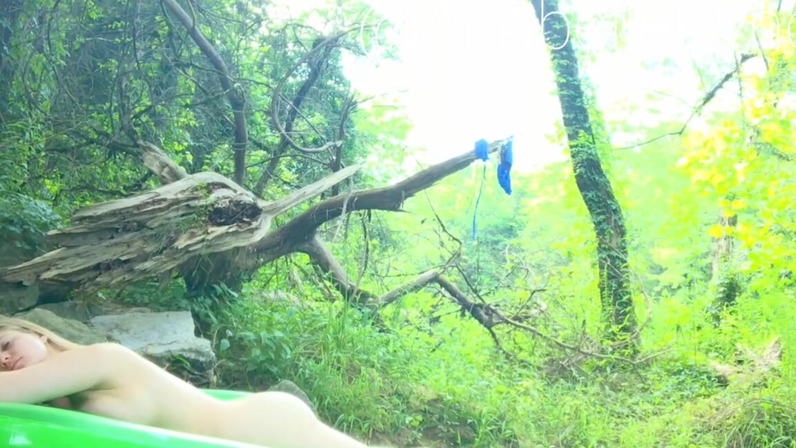 Goddess Anabelle Pync Nicknamed Anabellepync Onlyfans Horny By The River