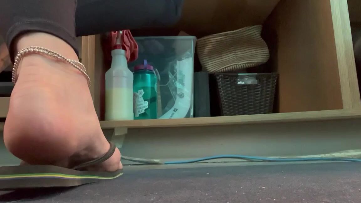 Thefantasychest Onlyfans The Aunt Part 2 Monday S Can Be A Total Drag Cant They The Start Of A New Work Week And The Endp