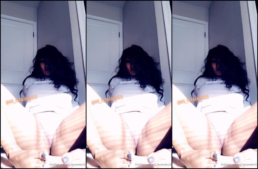 Ms Fernandes A Lil Foot Action