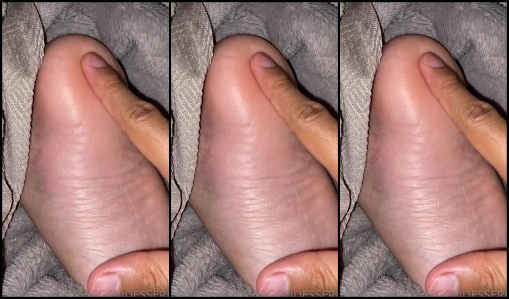 Erin Aka Thegoddesserin Onlyfans Big Detail Of My Baresole While I Was Feetfilmer