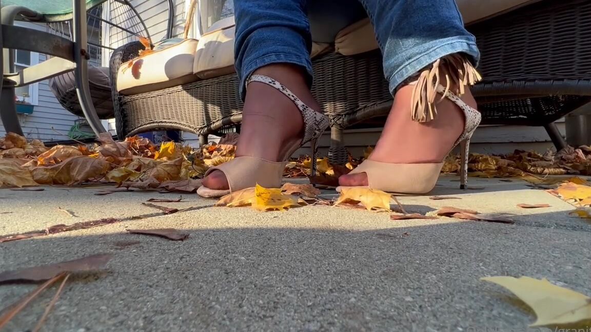 Shawna Nicknamed Granitegirl Onlyfans Happy Toesday5