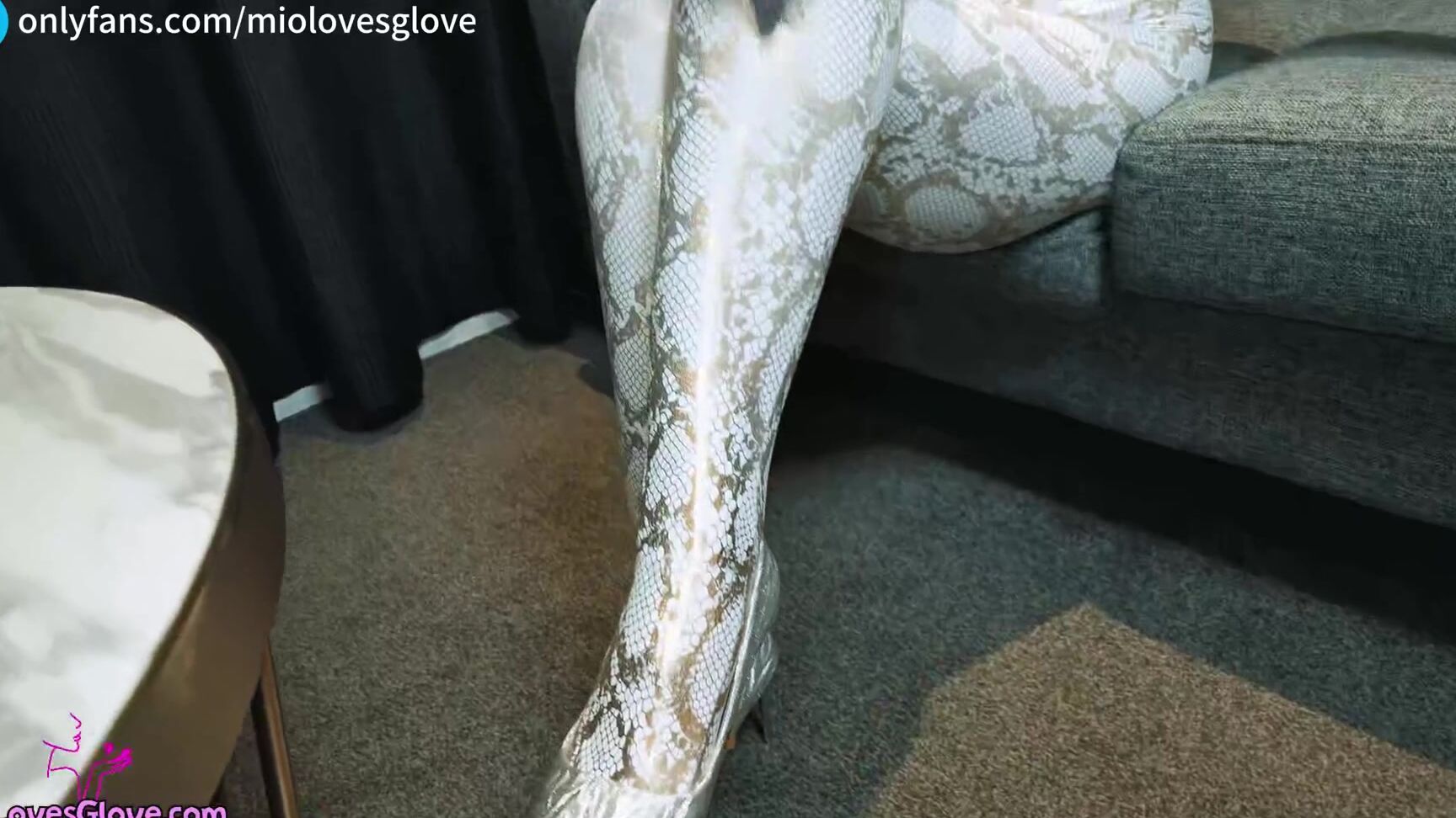 "MioLovesGlove" Femdom, Femdom Handjob, Handjob, Gloves, Glove Handjob, Zentai, Catsuit, Tickle, Scratching, Cfnm, Mistress Domination, Bodysuit, Suggest MioLovesGlove Dominated by Mistress in Snakeskin Zentai Catsuit pornhub