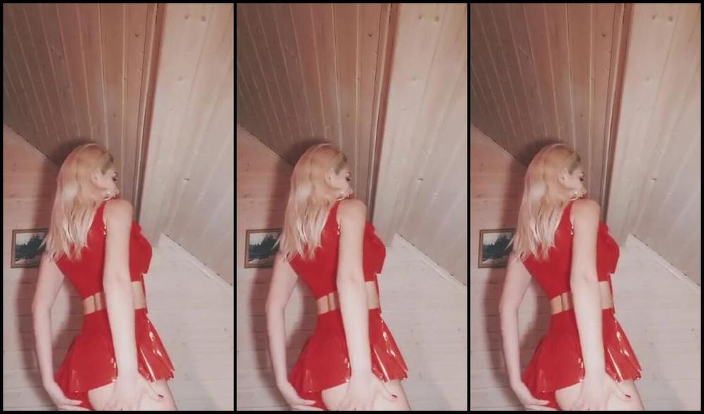 Katerina Piglet Nicknamed Katerinapiglet Femdom 01 17 2019 Onlyfans Video Last Christmas Pieces