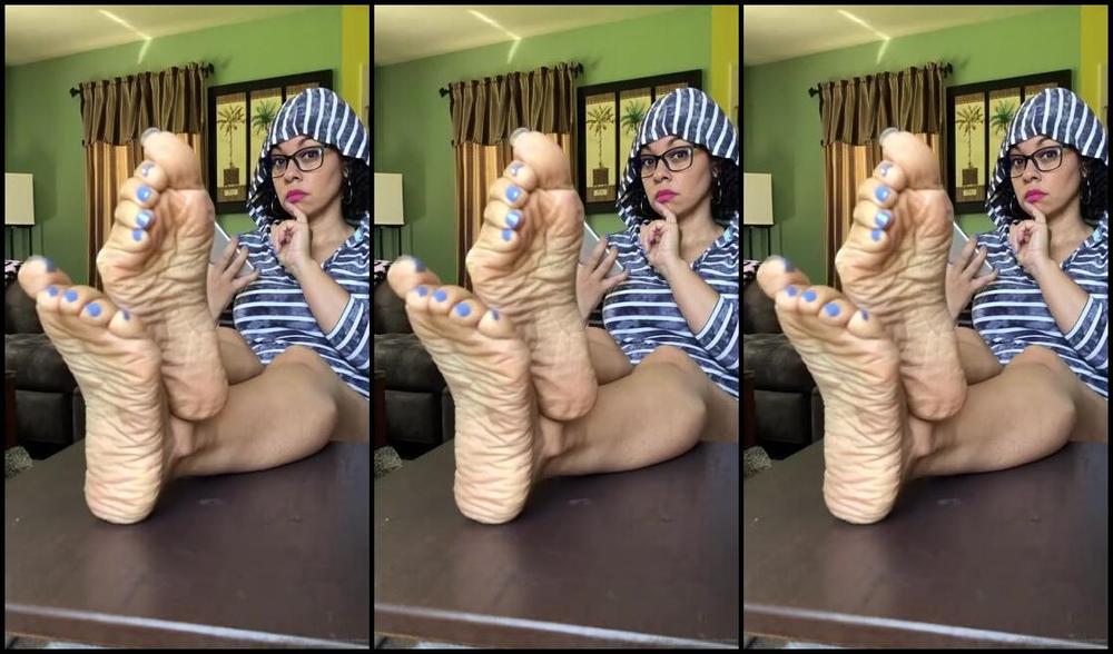 Deedeericanfeet Onlyfans It Doesn T Get Any Better Than This 3 Vids In One Day Now This Vid Is Me Being Silly