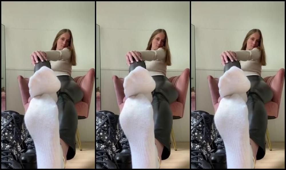 Indubiopronova Nicknamed Indubiopronova Onlyfans Bright Shining Wet Look Leggings And Leather Boots Remember Their Dazzling Allure Demands Your Care And