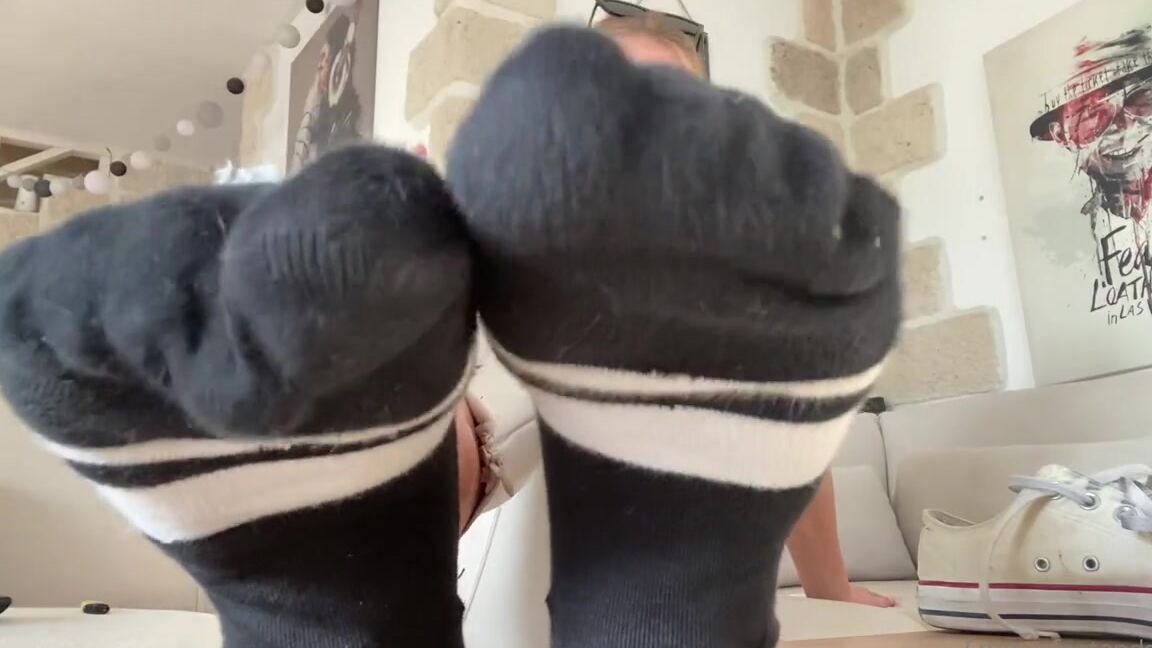 Emmysfeetandsocks Aka Emmyfeetandsocks Onlyfans Bought Some New Socks And Ofc I Had To Make Them Super Sweaty Oh And There S Something For Youp