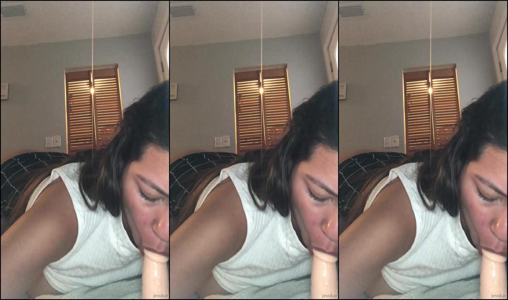 Jessikat If You Like To See Me With A Buttplug In This Is A Good Video For You To Jerk Off To