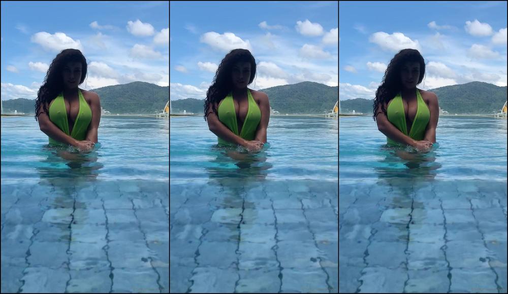 Fionagirlsoho I Pull Some Proper Weird Faces On Here But Hey Ho Still Cute