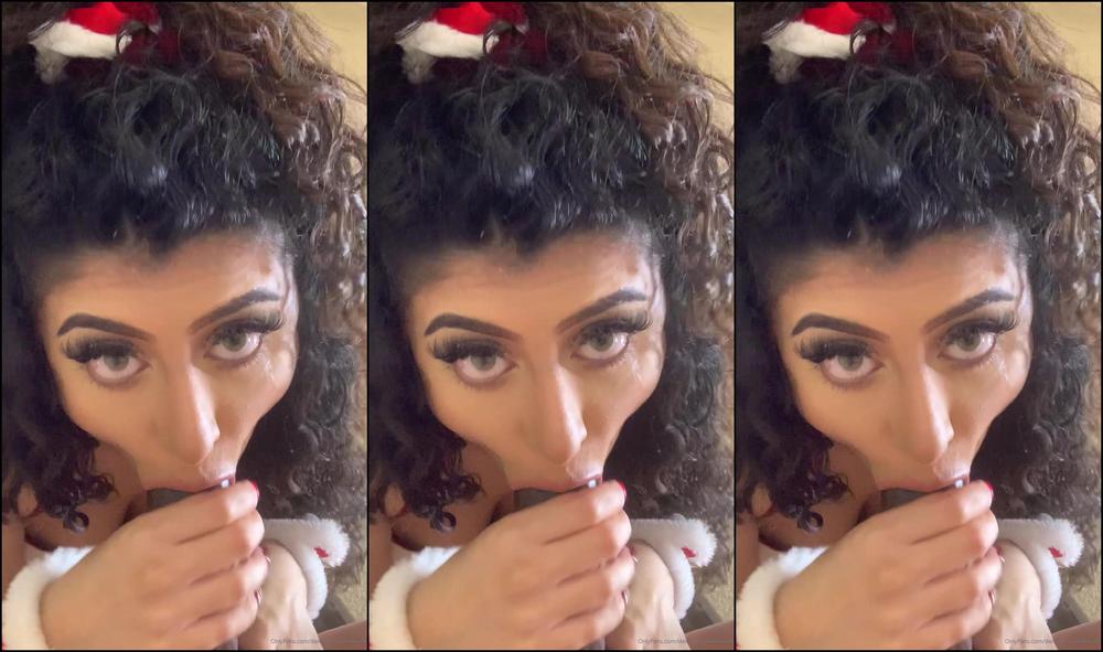 Denimonthesidewalk All I Want For Christmas Is