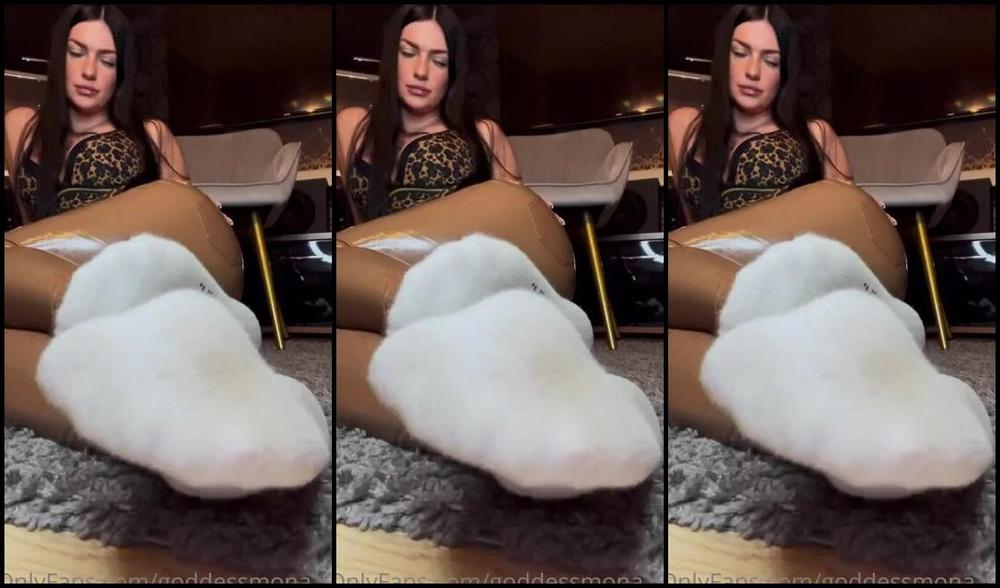 Goddessmona 91 Onlyfans Wie Gefllt Es Dir Besser Mit Oder Ohne Schwitzige Socken How Do You Like It Better With Or Withoutp