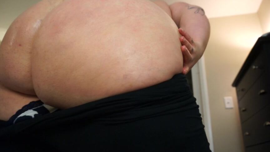 Sugarbootycb Oil And Cum In Leggings