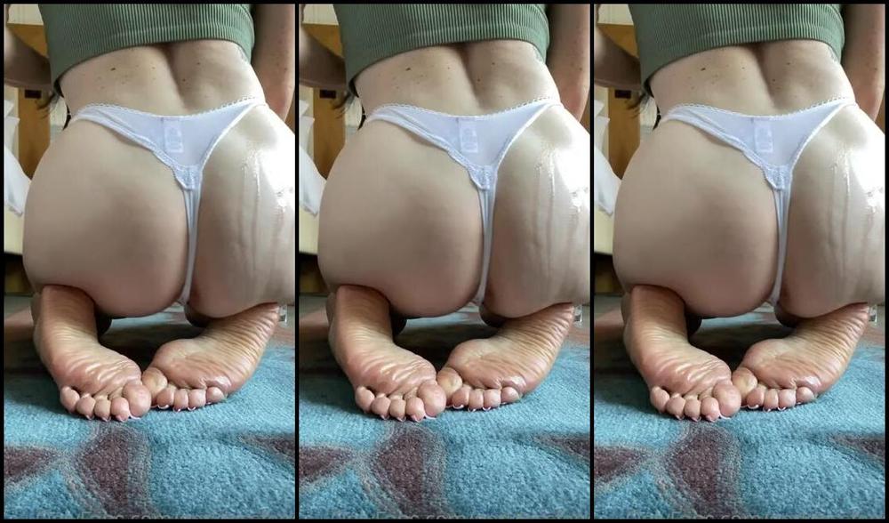 Fendi Feet Aka Goddessfendi Onlyfans How About Another Angle More Oily Goddess Booty And Solesp