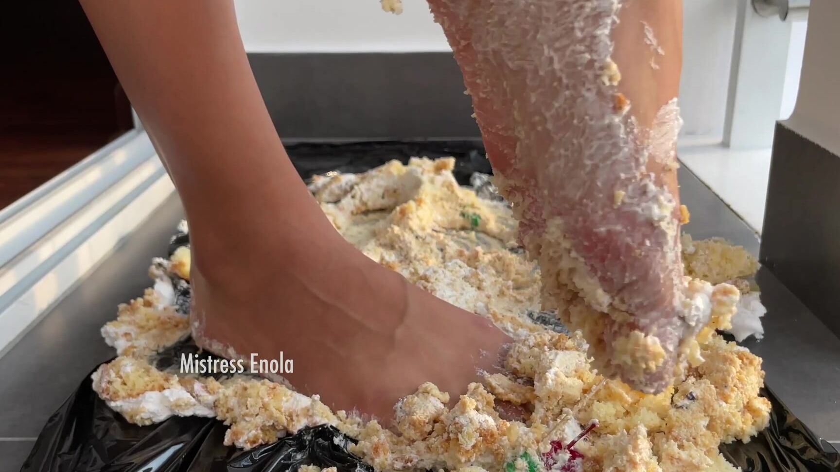 Princess Enola Renew On Followers Who Wants To Eat The Cake