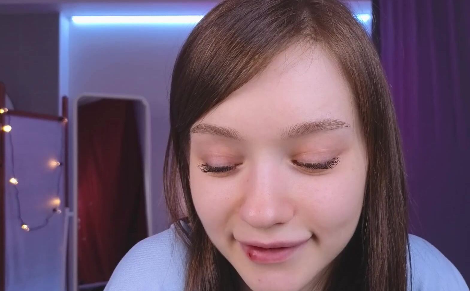 bless sheila2023-03-25 2 Web cam