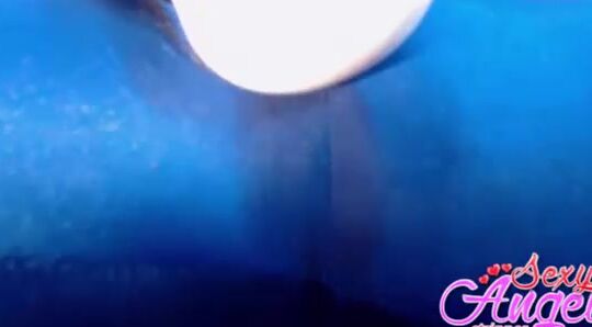 Pinupbaby Cuming With Clothes