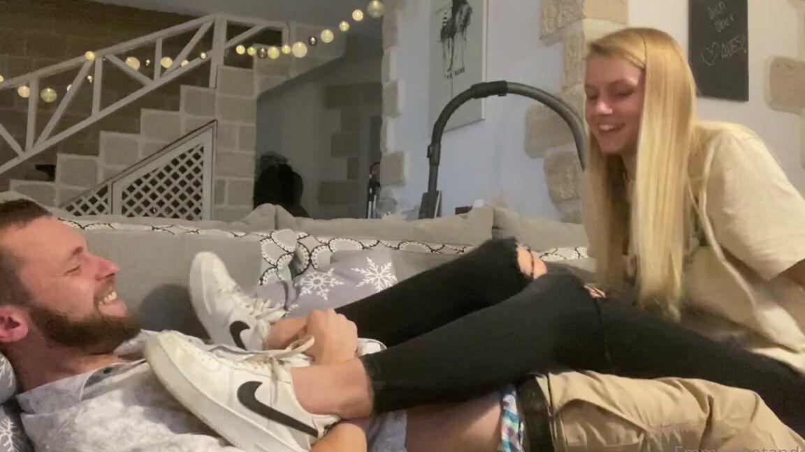 Emmysfeetandsocks Aka Emmyfeetandsocks Onlyfans So We Had A Really Busy Day And Not The Time For New Content Buuut I Found This Fail On My Phonep