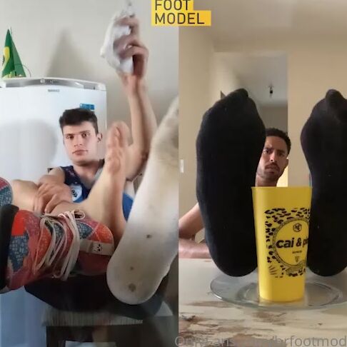 Brfootmodel 2816461952 03 25 2023 Over The Table With Big Feet