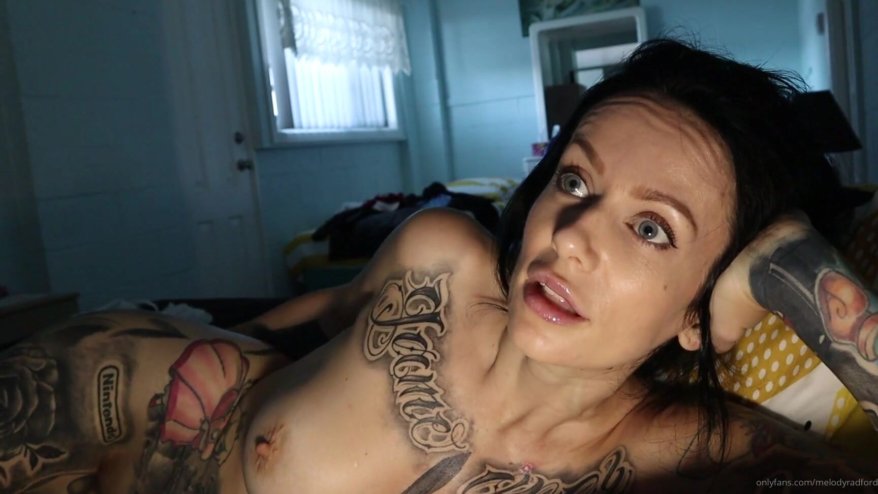 Melodyradford Naked Vlog Come Hang Out And Talk On My Bed Xx