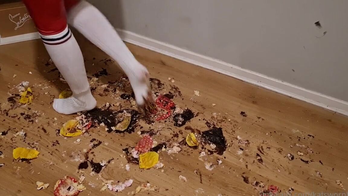 Kats Worn Heels Nicknamed Katswornheels Onlyfans For Sale Must Be Quick When They Are Fresh Who Wants To Lick And Suck The