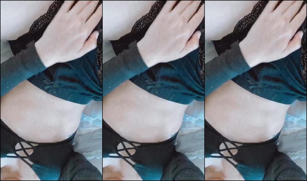 Veronicaperasso 186870319 03 20 2020 I M Horny