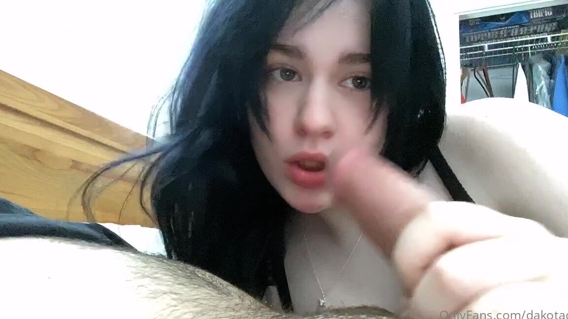 Hellowokitty Who S Horny Well Don T I Have Something For You Bo