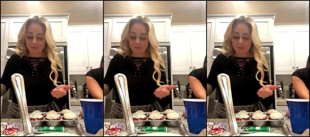 Dazedondosha Stream Started At Am Baking Night