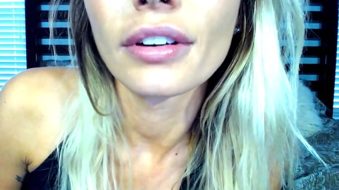 Kerri King Edging With Repetitive Denial Joi