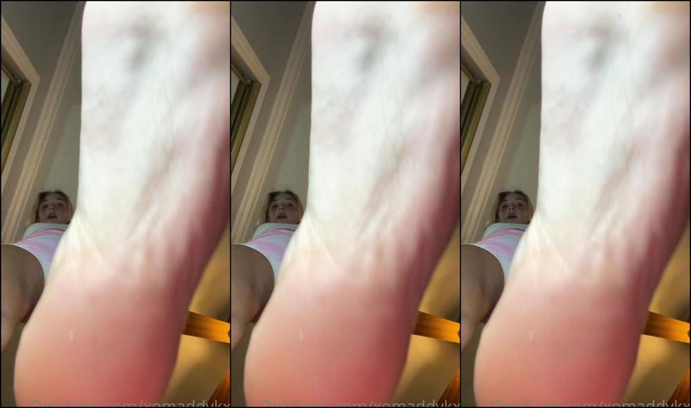 Xomaddykxo For You Puny Beta Bitches That Love To Be Stepped On How Does It Feel To Look Up To Your