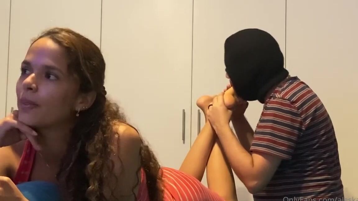Queen Aleska Feet Nicknamed Aleskafeet Onlyfans New Video My Stepbrother Has A Foot Fetish