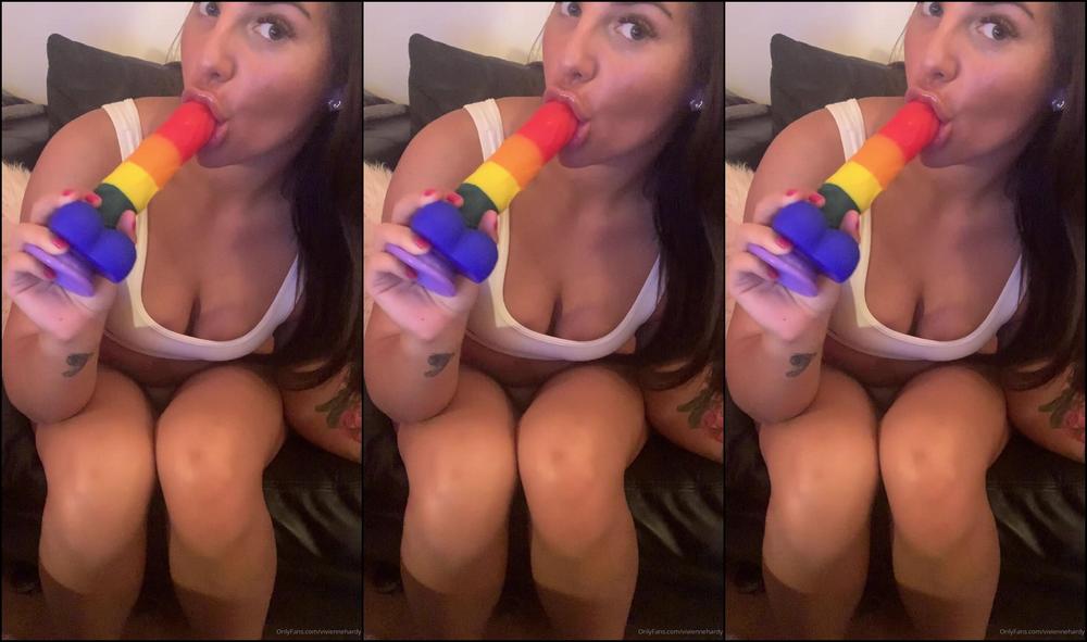 Caramelir I Can Get A Whole Lot In My Slutty Foul Mouth