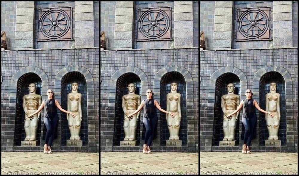 Mistress V Black Nicknamed Mistressvblack Onlyfans As Vezes O Ios Faz Boas Memrias