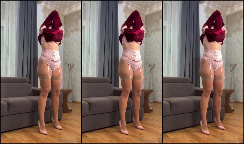 Angelwicky Exclusive Backstage From My Ddfbusty Shooting Part Striptease