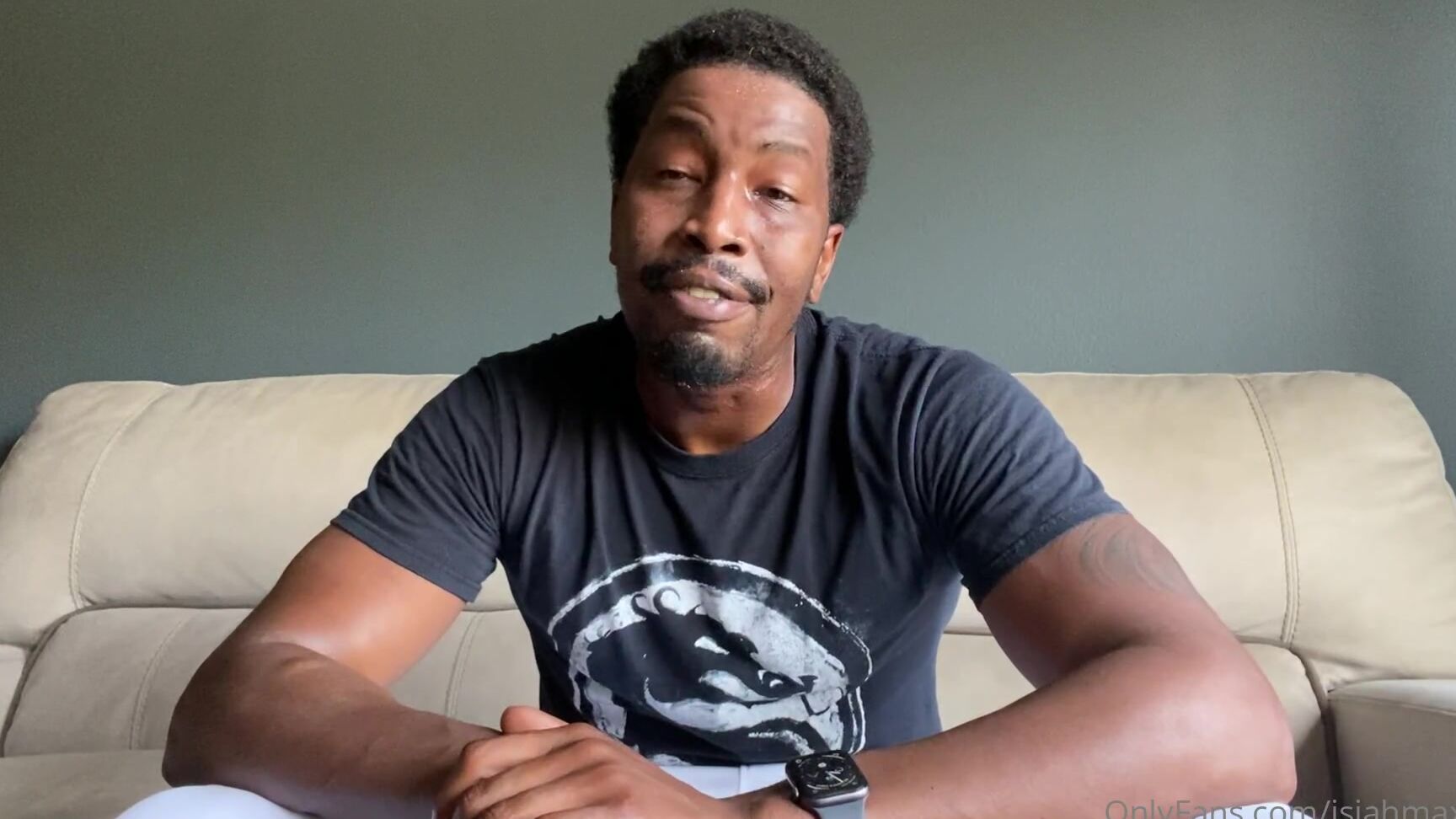 Isiahmaxwell Here S Your Vlog Of The Day Any Questions Asked Them In The Contents And I Ll Address