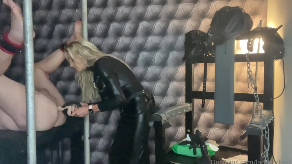 Ladydarkangeluk Onlyfans Strapon In Full Leather Missagold
