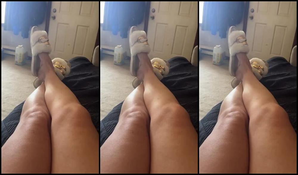 Soldmysolesforink Nicknamed Soldmysolesforink 06 20 2024 Onlyfans Video Today I Feel Like Being Pampered And Served