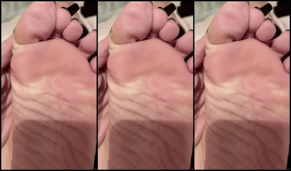 Foot Fetish Blonde Nicknamed Fetishblonde Onlyfans Video 881