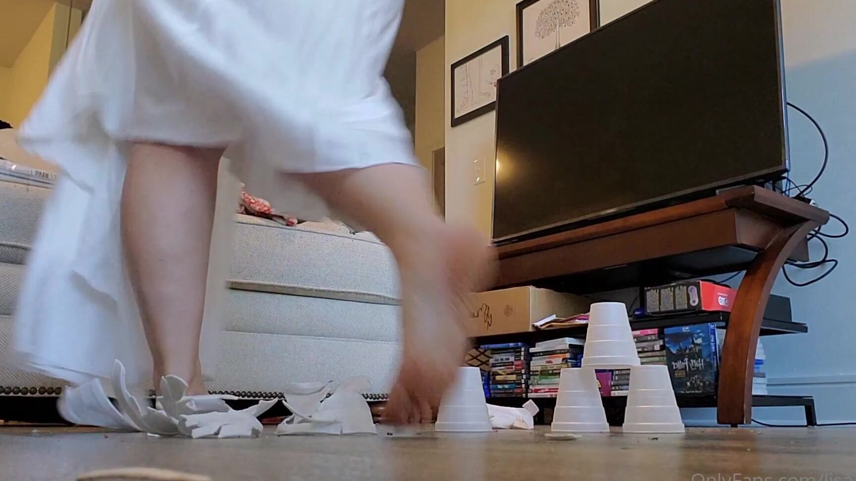 Lisaasmr Giantess Destroys City And Holds Tinies Hostage Asmr