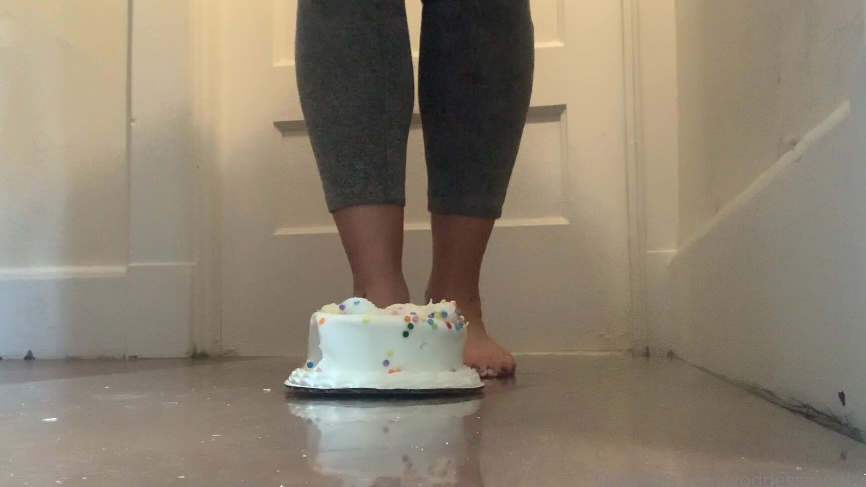 Goddessmonica W Crushing Cake Per Your Request