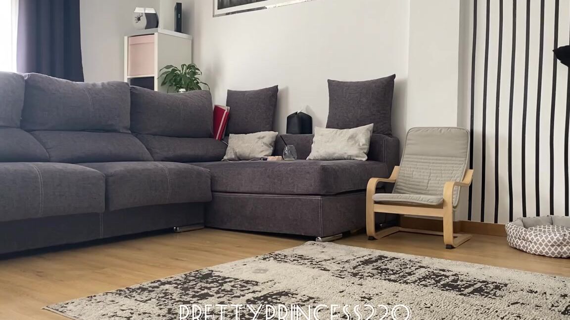 Prettyprincess220 05 20 2023 Onlyfans Video Butt Crack And Clean The House