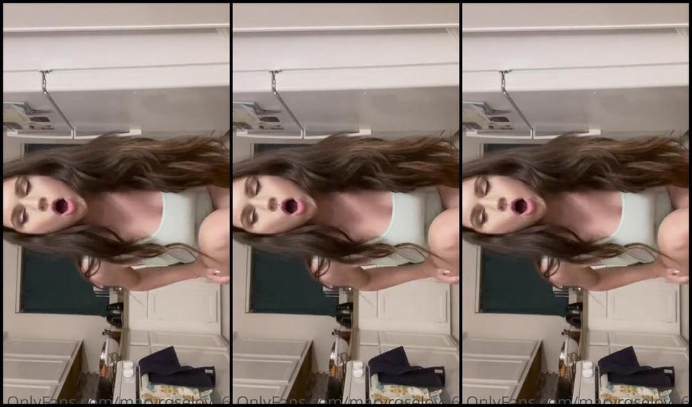 Mary Rose Love Nicknamed Maryroselove69 Onlyfans Idk What The Plan Was Here It Was Late And I Just Wanted To Capture Some