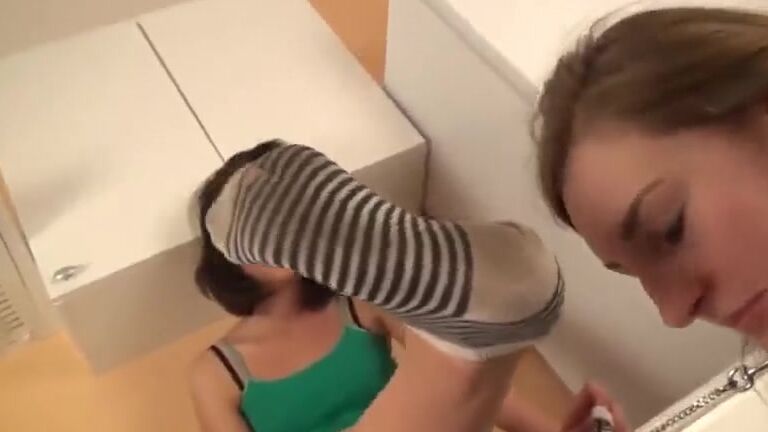 Under Girls Feet Enjoy My Sweat Slavegirl