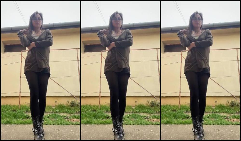 Goddess Mommy Svetlana Nicknamed Yourgoddesssvetlana Onlyfans Video I Dont Need A Fancy Outfit To Look Hot Me Wearing My Muddy Boots Makes Your