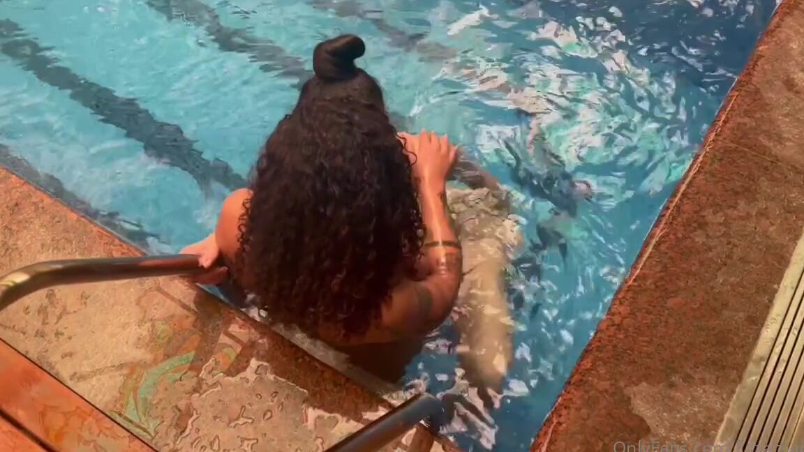 Luizamarcato Playing With My Naughty Friend Jugando Con Mi Amigo Travieso