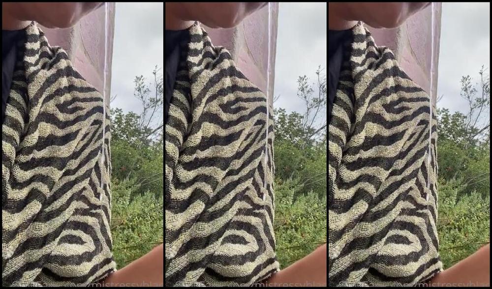 Mistress V Black Nicknamed Mistressvblack Onlyfans Bom Dia Boa Tarde E Boa Noite Apenas Relaxando Enquanto Voc Trabalha E Envia Como Um Bom Garoto 6