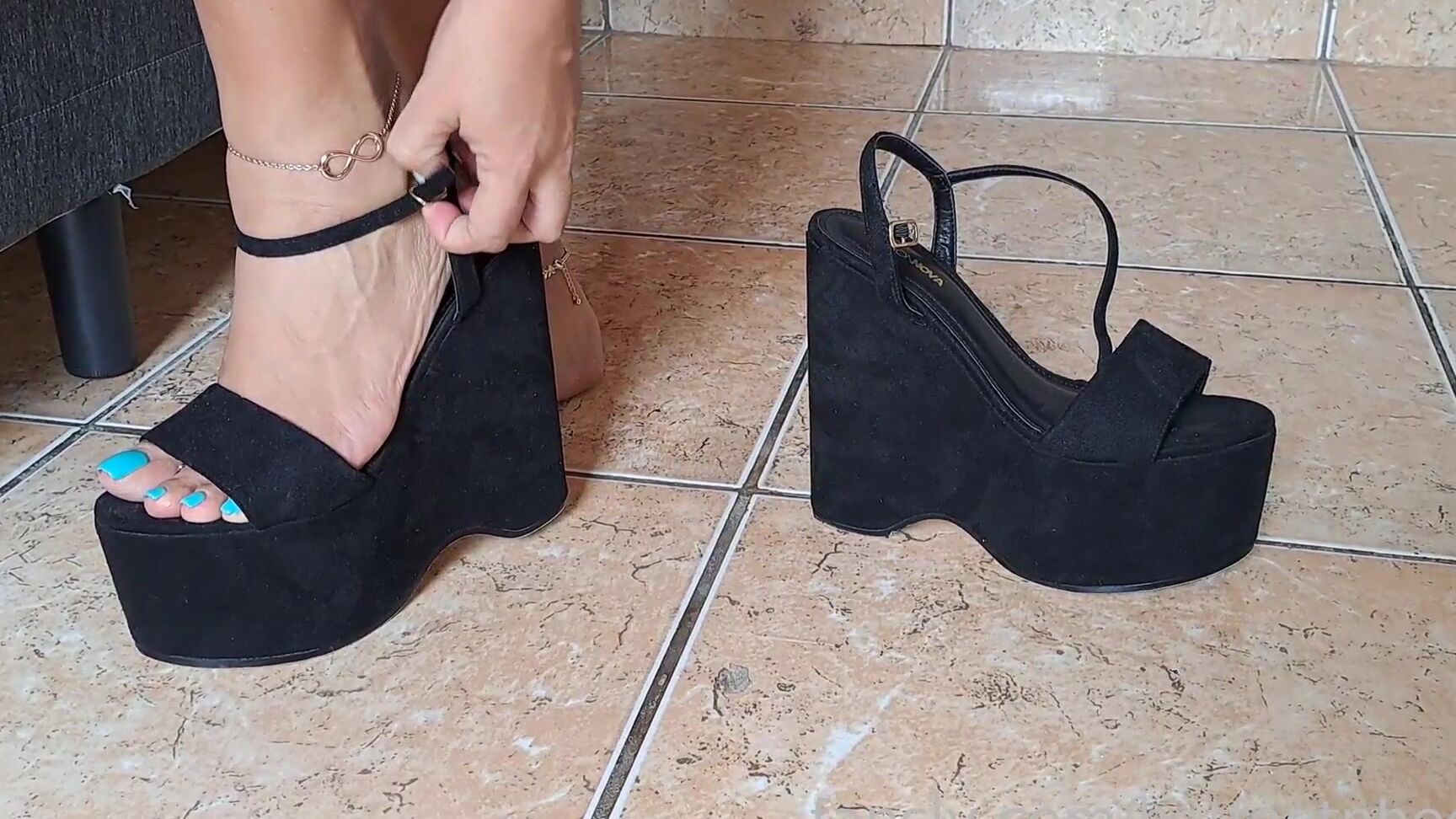 hotfeetnheels 2023-03-24 16-45 Fansly