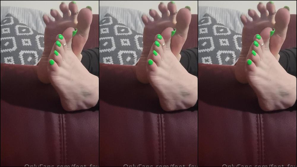 Keepthemprettyx You Re At A Friend S House His Sister Comes Home Kicks Off Her Shoes And Socks And Curls