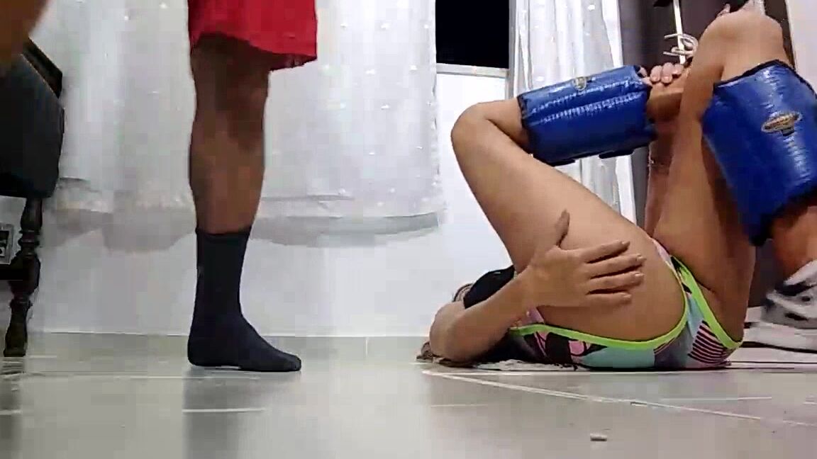 Anna Jones Hot Blond Milf Sucking In The Floor