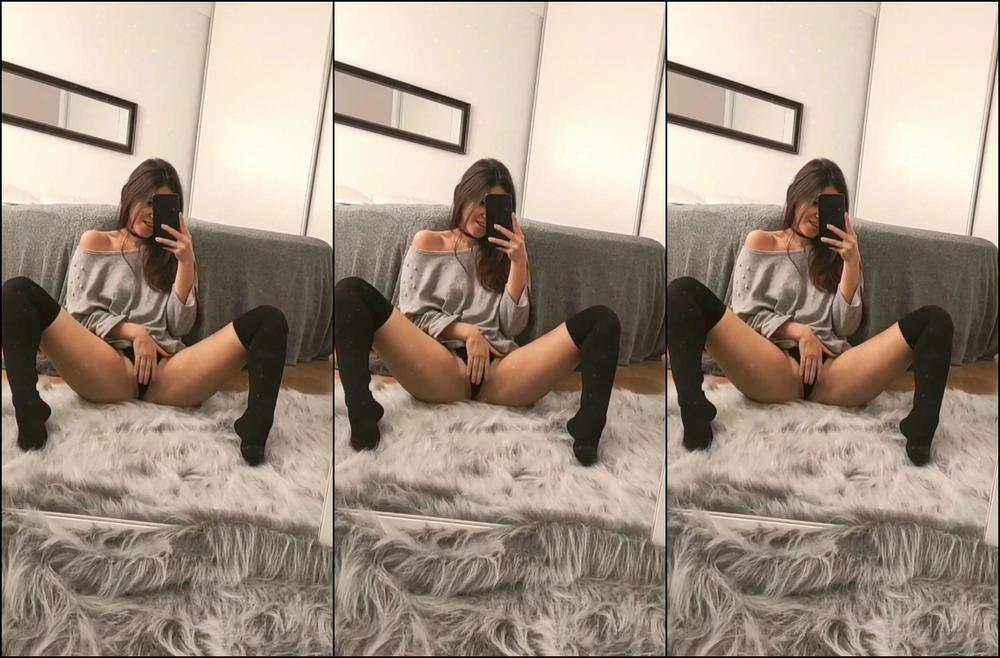 Miki Infinita 291527917 05 06 2020 Today I M Trying My New Choker And I Look Super Sexy But I Wanted Your