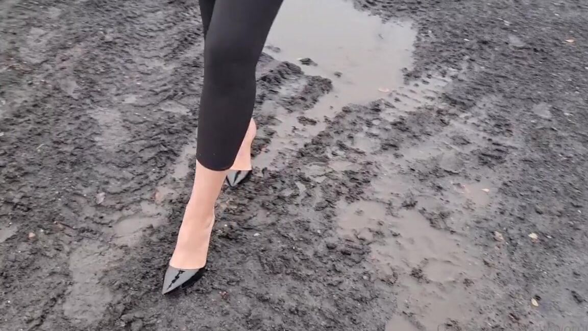 Kats Worn Heels Nicknamed Katswornheels Onlyfans Muddy Mules Fun